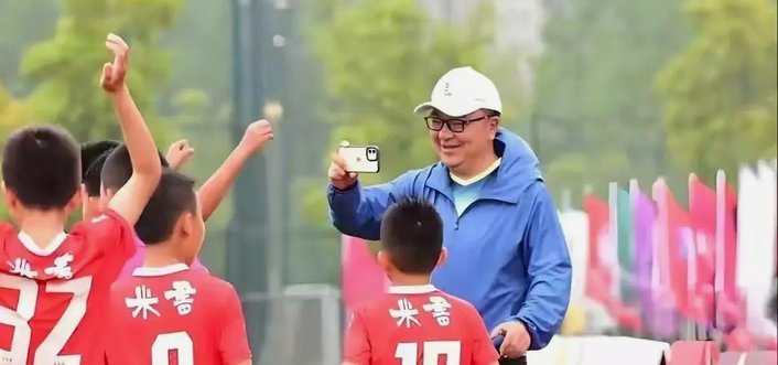 足球小将欠董路的，我们都欠董路的