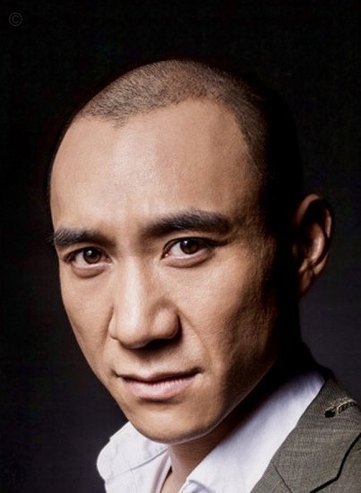 贾伟伟邓捷夫杨展鹏这些一到就首发。
