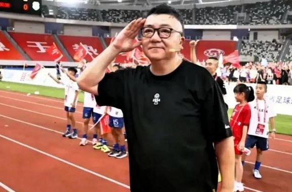 青训之争：成长与成绩的碰撞