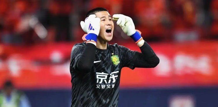 亚冠精英：武里南联0-1国安，法比奥冲顶绝杀，侯森救险